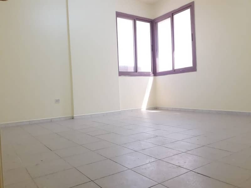 1 BHK Central A/C Tawtheeq in Madinat zayed in building ,Rent 45K-4 Payments