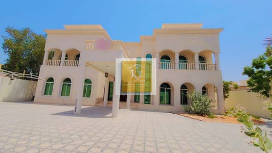 5 Bedroom Villa for Rent in Al Barsha, Dubai - Snapchat-921988723. jpg