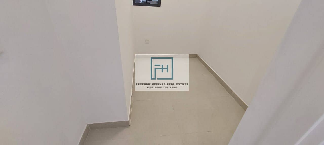 31 1000082919. jpg