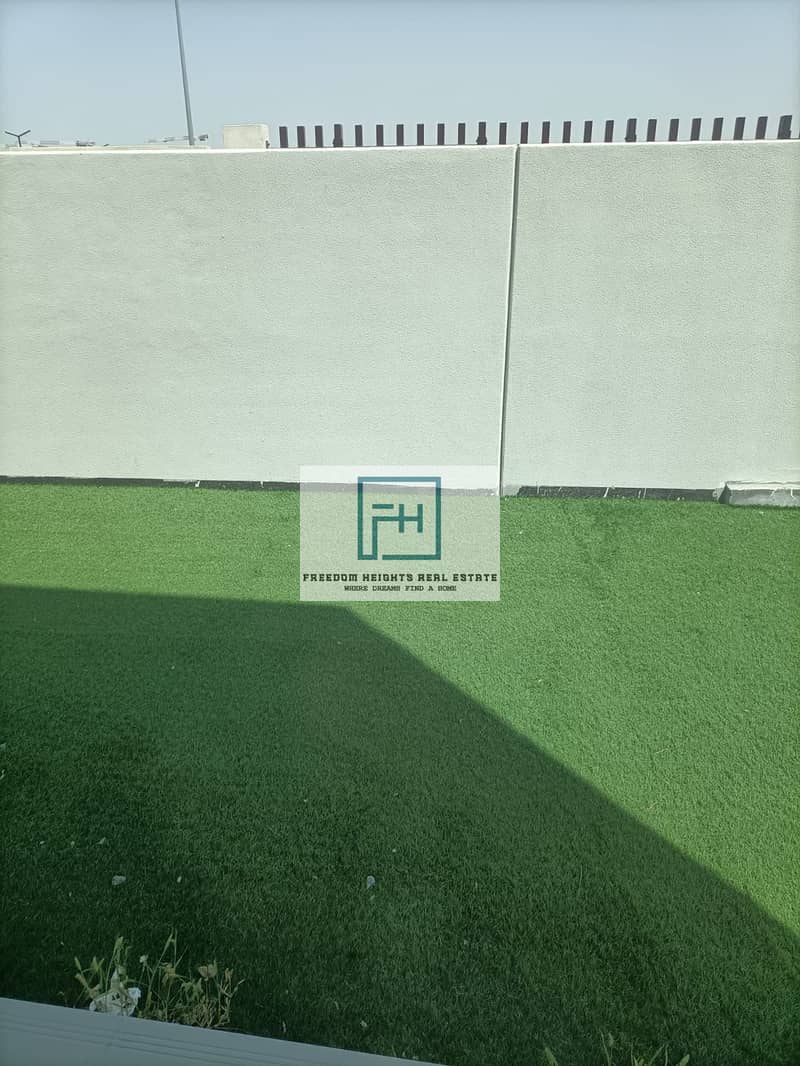 15 1000162771. jpg