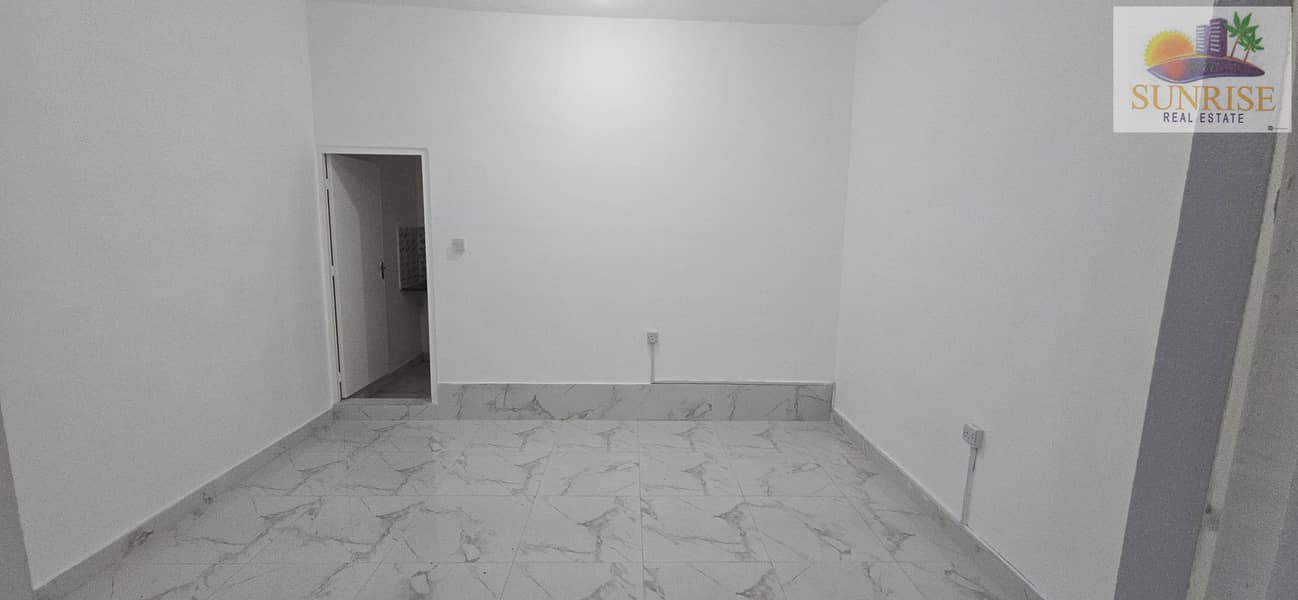2 1000541058. jpg