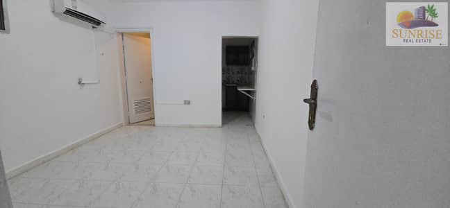 Studio for Rent in Al Najda Street, Abu Dhabi - 1000541085. jpg