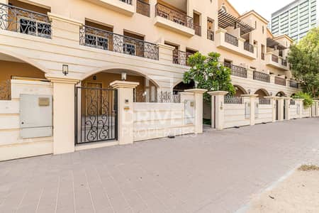 4 Bedroom Townhouse for Sale in Jumeirah Village Circle (JVC), Dubai - Ready to Move in | Elegant Unit | Community View