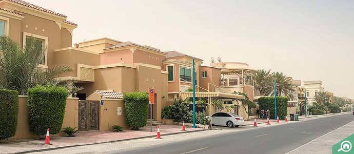 Popular villa communities in Dubai for 2025