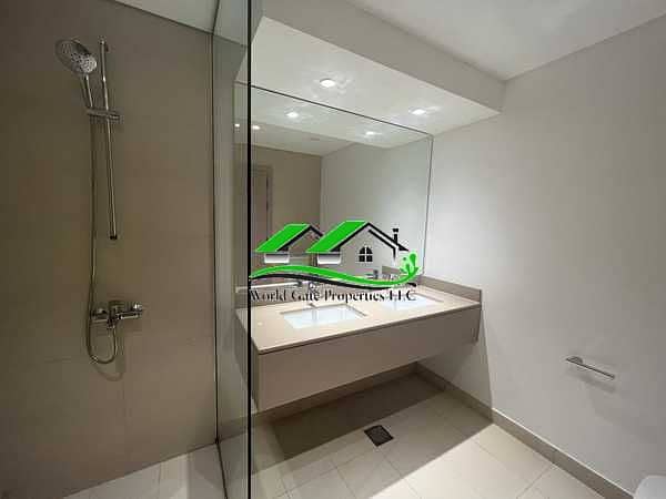 16 NMC6mPwHXd5BbYXrLCVkT02WzYu1dB6oos5G4pvn. jpg