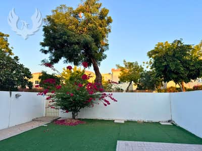 2 Bedroom Villa for Rent in The Lakes, Dubai - Upgraded Two Bed | Large Study | Near Park