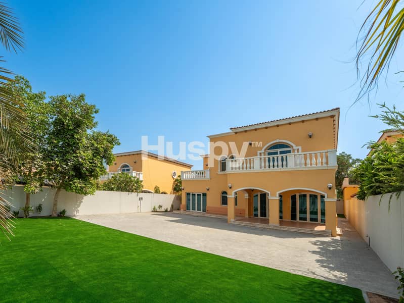 位于朱美拉公园社区,第3区 5 卧室的别墅 440000 AED - 12051986 位于朱美拉公园社区,第3区 5 卧室的别墅 440000 AED - 12051986