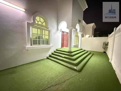 فیلا 3 غرف نوم للايجار في الشامخة، أبوظبي - 65fcfcd2-5926-4875-a065-171125b42471. jpg