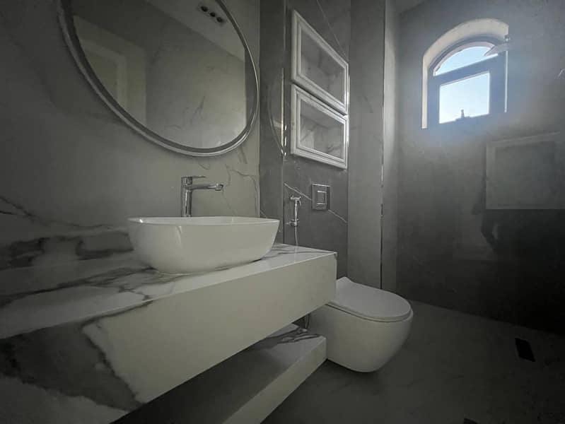 7 صورة واتساب بتاريخ 2025-06-27 في 10.14. 42_ef686698. jpg