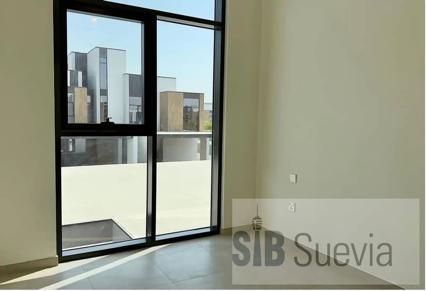 3 BED | Single Row | Prime Location 3 BED | Single Row | Prime Location