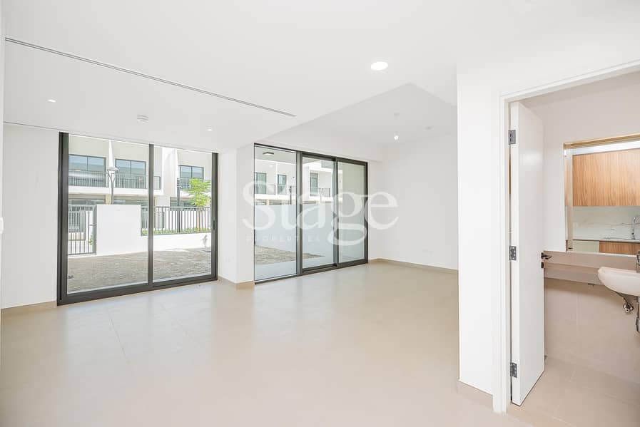 Таунхаус в Таун Сквер,Маха Таунхаусы, 3 cпальни, 160000 AED - 11740665 Таунхаус в Таун Сквер,Маха Таунхаусы, 3 cпальни, 160000 AED - 11740665