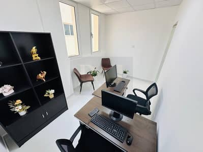 مکتب  للايجار في ديرة، دبي - 4f9ea3d6-6ba8-424b-9e16-d8c5259f1699. jpg