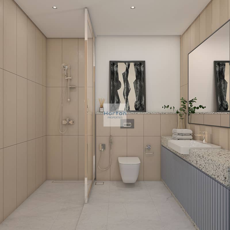 5 Bathroom. jpg