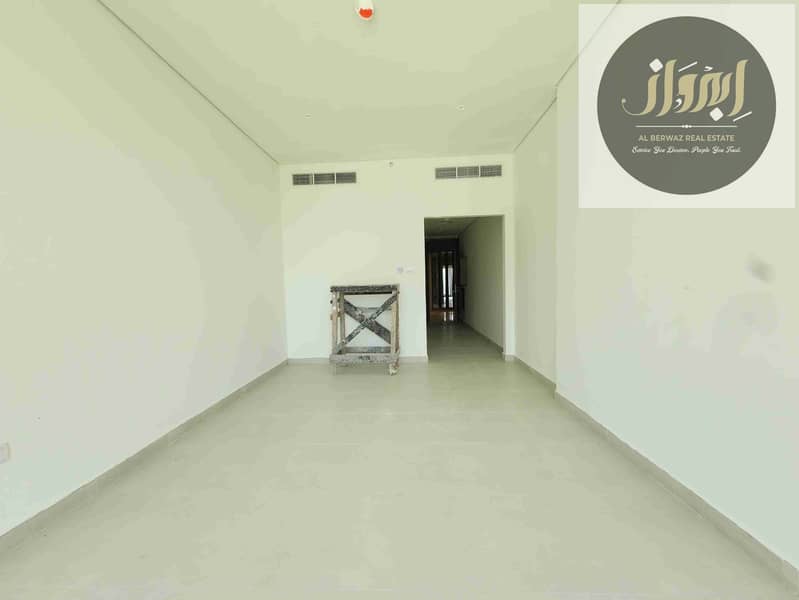 1000115785. heic 1000115785. heic