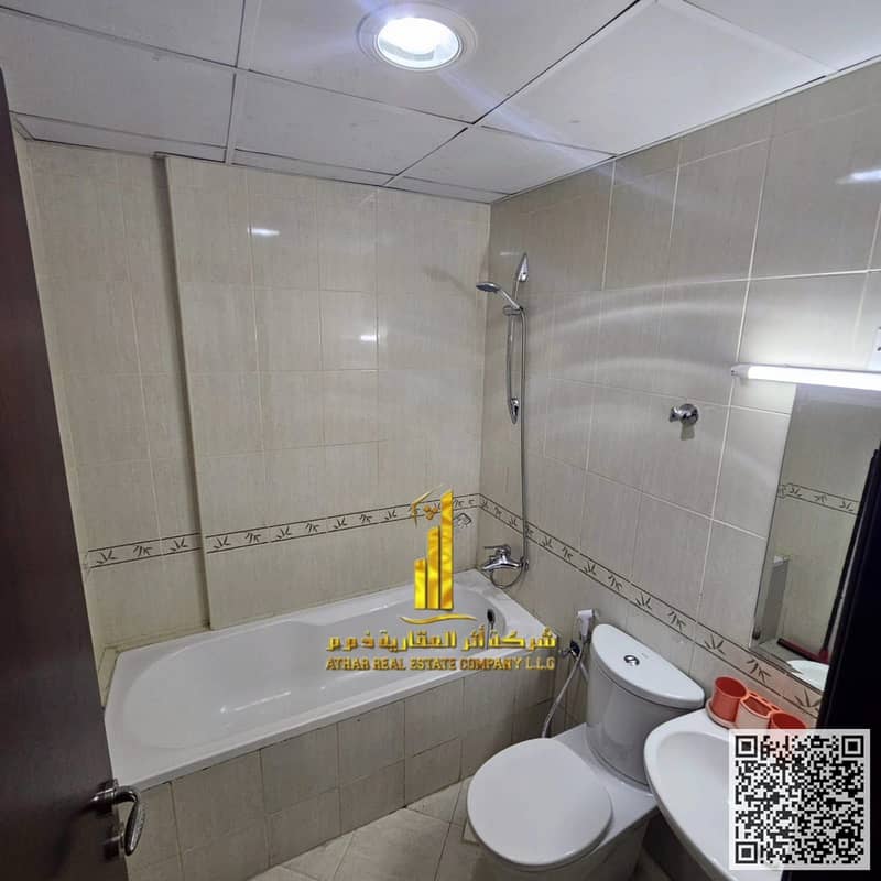 12 571acdcb-39df-49f1-a582-a5d6965d55be. jpg