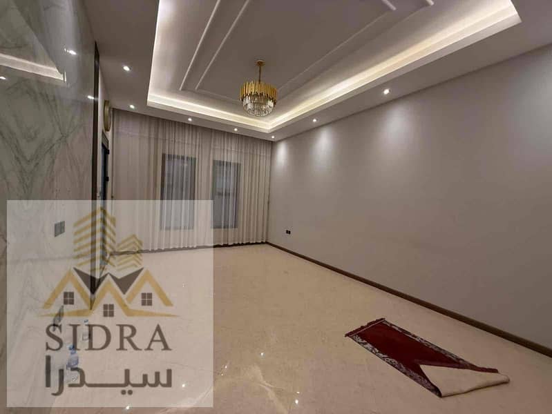 11 ea202168-ecca-4ebc-bda7-7c35daecba13. jpg