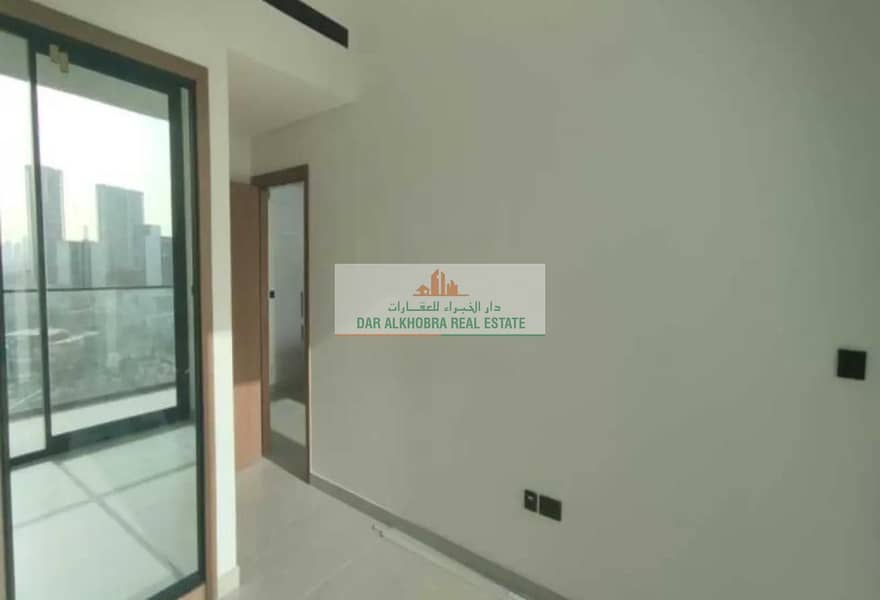 6 14564604-632ado. jpg