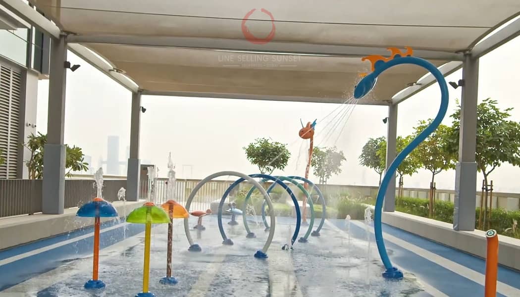 25 Splash Pad. PNG
