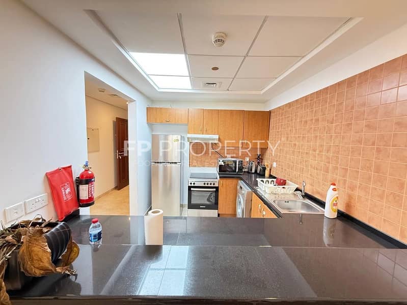 9 902 Venetian 1bhk 12. jpg
