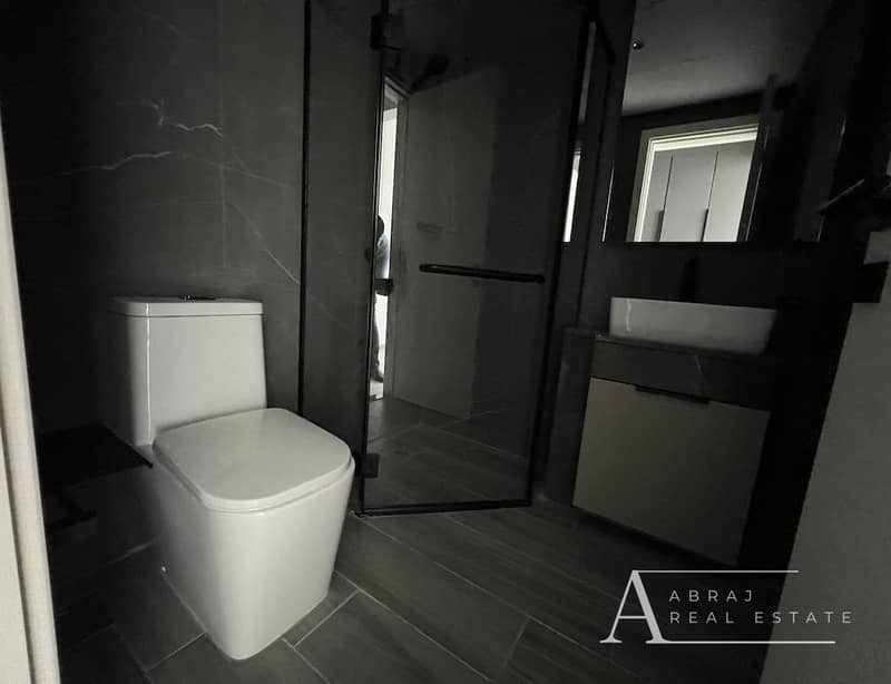 9 6d7f1ab7-2503-43be-aea1-61714ea1ca12. JPG