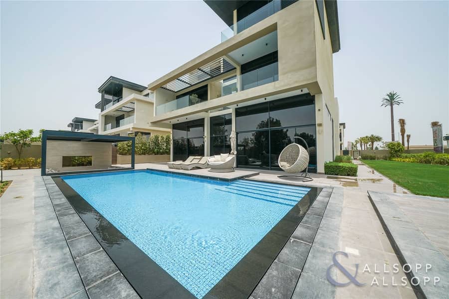 Exceptional 6BR Luxury Villa | High Quality