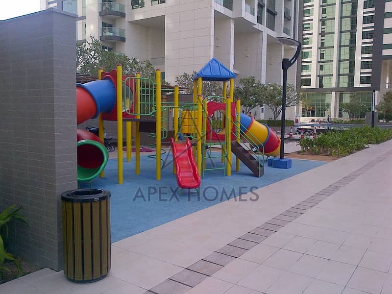 10 play area. jpg