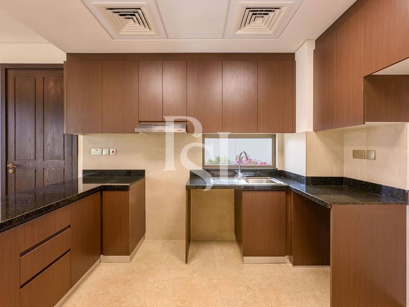 6 2BRM-Unit-354-TH188207-Bloom-Living-Abu-Dhabi-UAE (15). jpg
