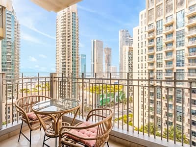 2 Bedroom Flat for Rent in Downtown Dubai, Dubai - Fully Furnished 2BR  | Skyline View | High Floor