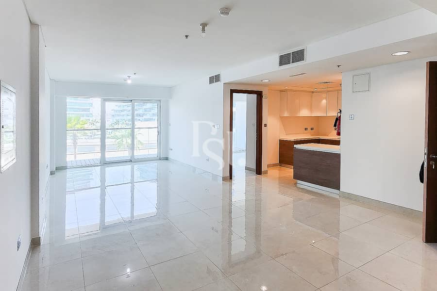 2 al-hadeel-al-raha-beach-abu-dhabi-living-areajpg (2). jpg