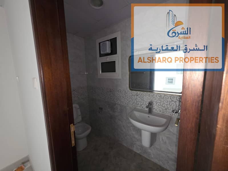 13 d7ae3c64-88ad-4a8e-9869-cc9eb7af0945. jpg