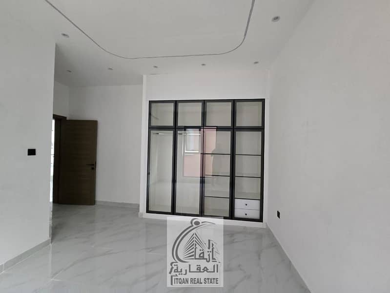 29 d22a83d7-dd5a-4b49-b414-8f3ba26783cc. jpg