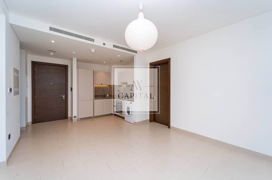 Park View 2BR | Bright Mid Floor | Bright