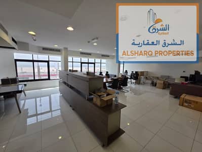 مکتب  للايجار في كورنيش عجمان، عجمان - IMG-20250628-WA0099. jpg
