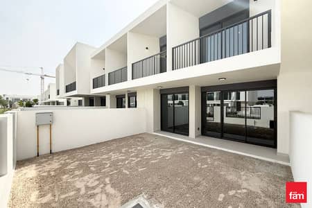 3 Bedroom Villa for Rent in Town Square, Dubai - Handover Taken I Close to Amenities I Near to Exit