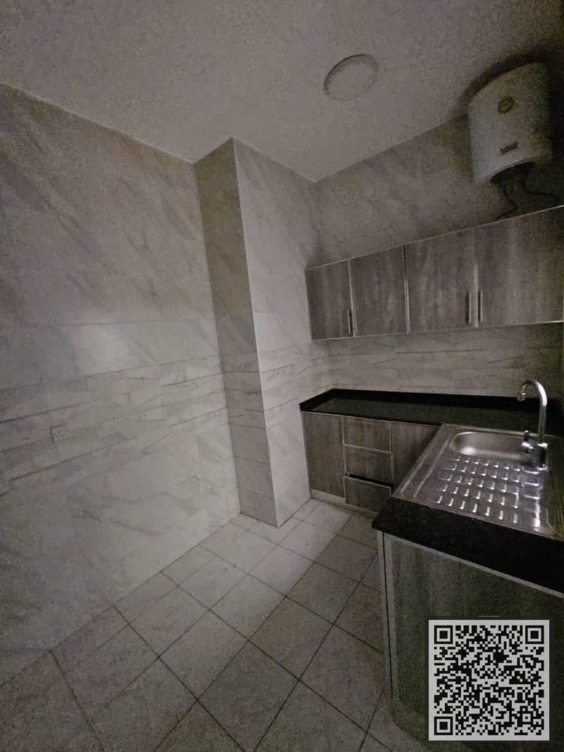 9 e726cf29-69b3-4cd6-b0e5-7dcb38b78f27. jpg