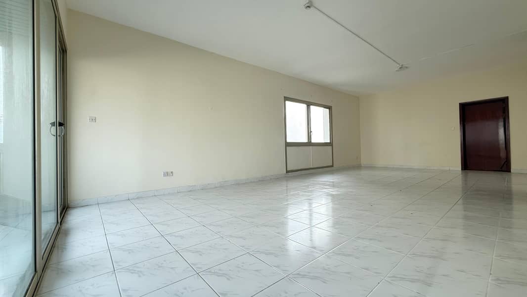 6 HALL 1. jpg