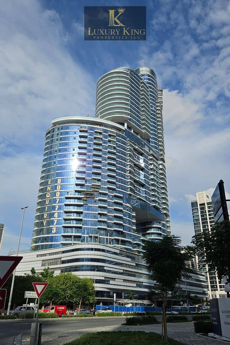4 IMPERIAL AVENUE. jpg