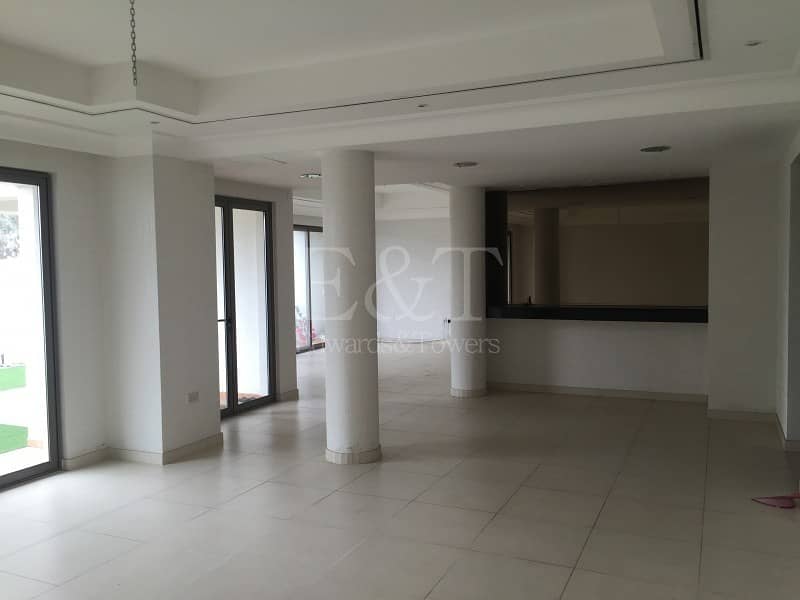 Spacious 4BR + M Townhouse in Al Bateen Park