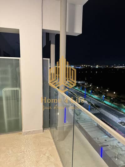 2 Cпальни Апартаменты Продажа в Масдар Сити, Абу-Даби - Balcony. jpg