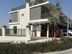 Brand New | Single Row | End Unit | Biggest Plot