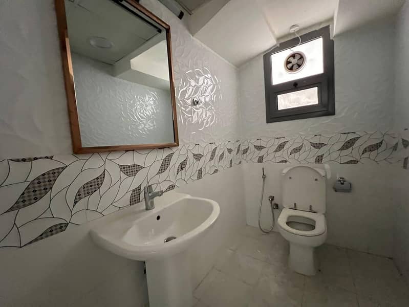 18 صورة واتساب بتاريخ 2025-06-28 في 13.32. 20_304d17e1. jpg