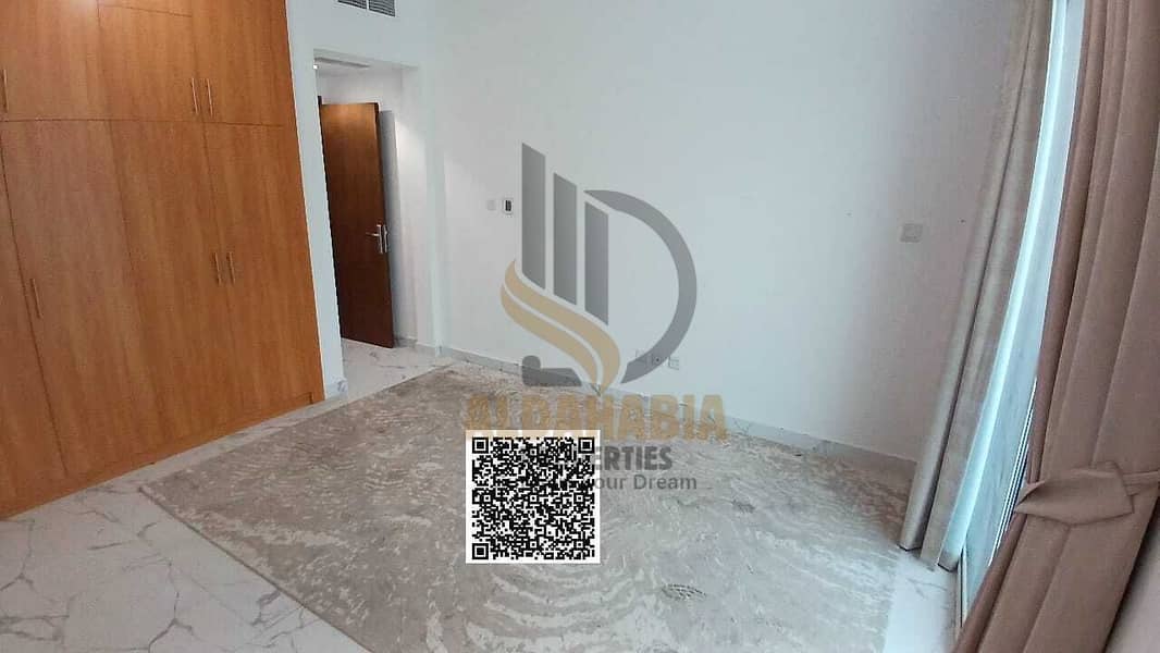 10 83916477-4da9-4525-8bec-3d0d3f062820. jpeg