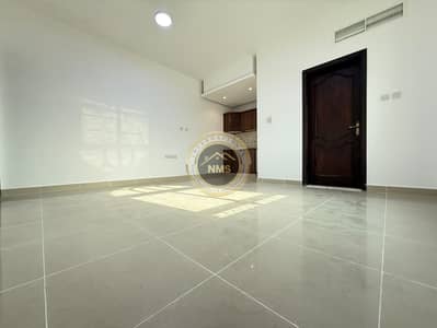 Studio for Rent in Al Muroor, Abu Dhabi - 56fd8add-7b8a-48eb-9655-bc2f5a992401. jpg