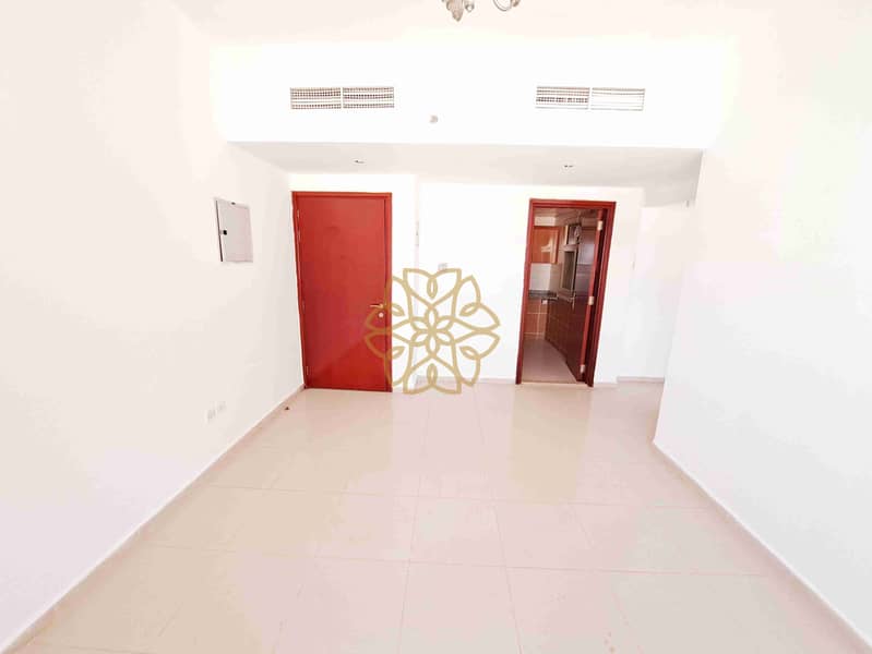 AL khan 3 bldg 20k. jpg AL khan 3 bldg 20k. jpg