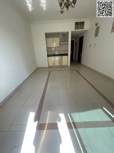 استوديو  للايجار في كورنيش عجمان، عجمان - WhatsApp Image 2025-06-12 at 2.11. 44 PM (1). jpeg