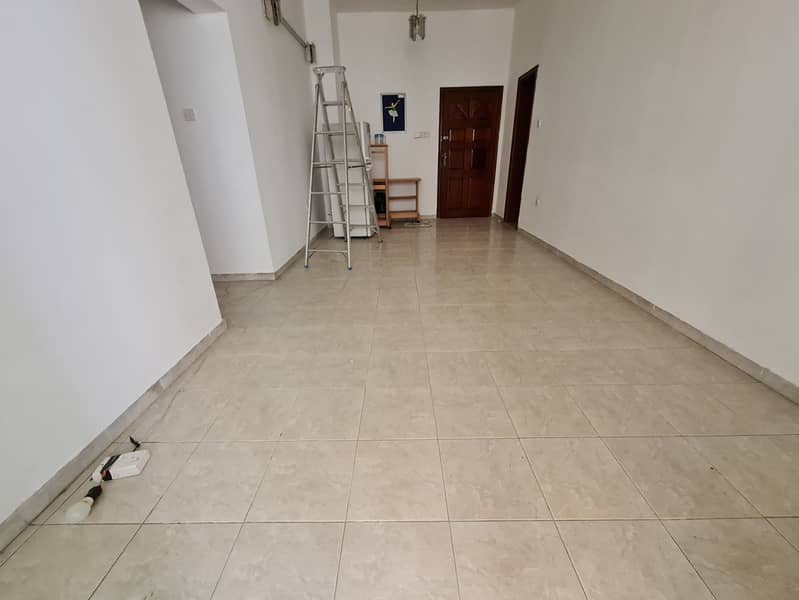 2 ae09de8a-0c40-4759-a88a-de64b3ba629e. jpg