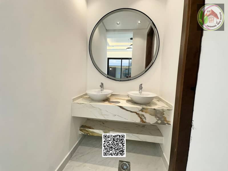 22 40ebc8a2-4f79-4c7a-9346-1ddeae151c68. jpg