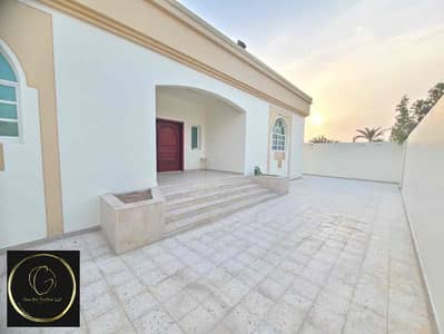3 Bedroom Villa for Rent in Shakhbout City, Abu Dhabi - d25a23e7-65f9-4903-97c6-59d261ac004d. jpg
