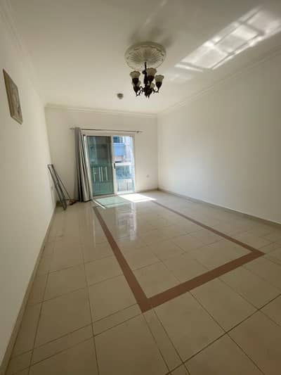 استوديو  للايجار في كورنيش عجمان، عجمان - IMG-20250623-WA0040. jpg