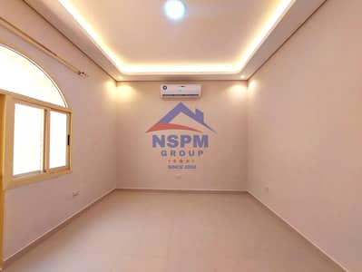 استوديو  للايجار في شارع المطار، أبوظبي - 20240723_122855. jpg